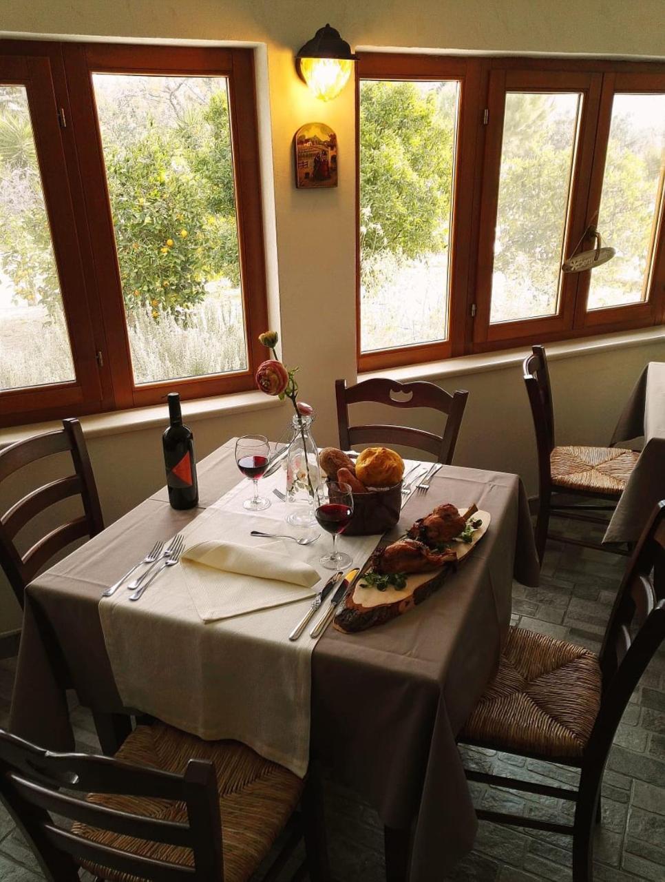 Agriturismo Il Mulino Villa Trinitapoli ภายนอก รูปภาพ